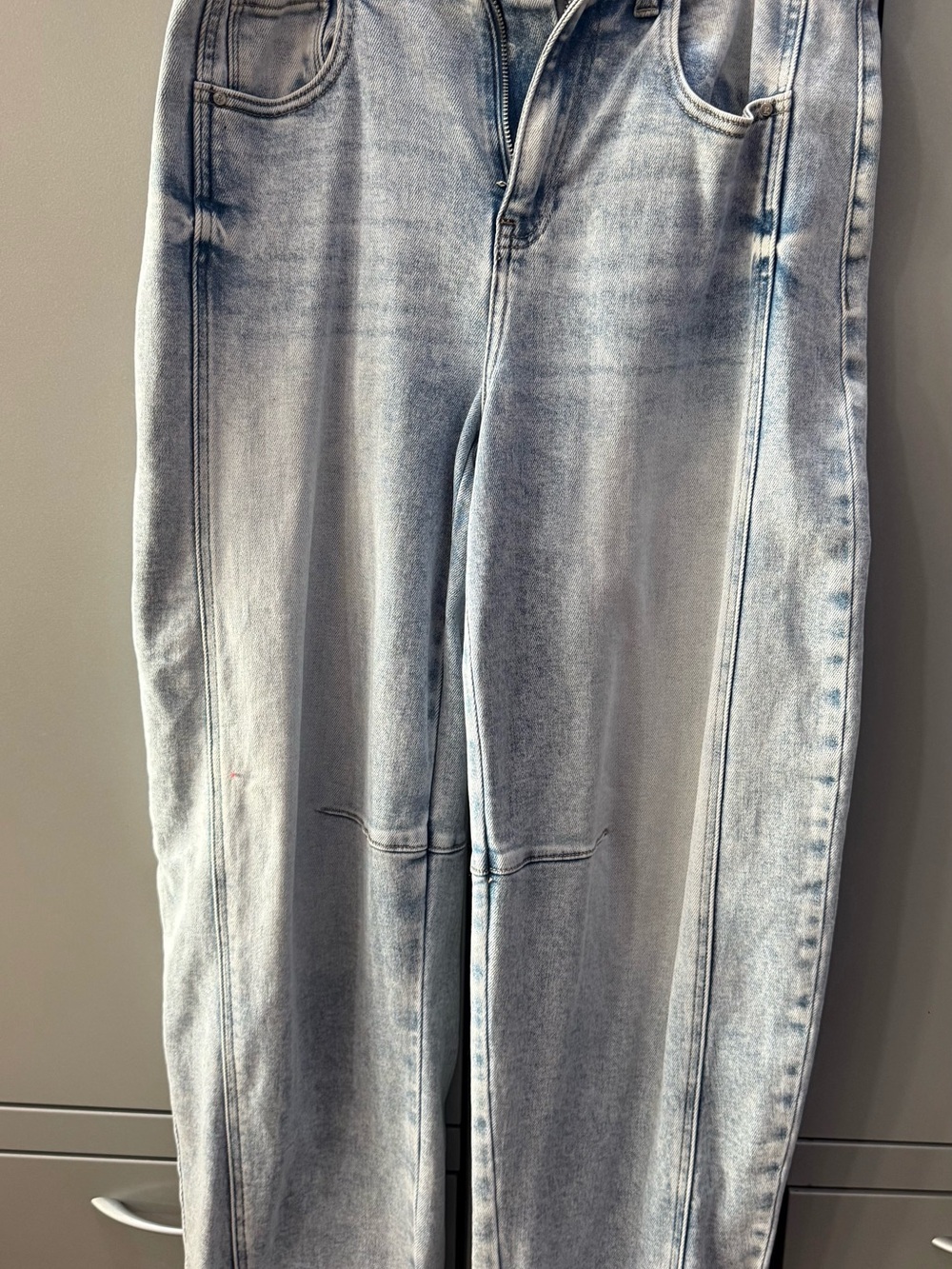Women's Light Blue Ankle-Length Cropped Barrell Jeans